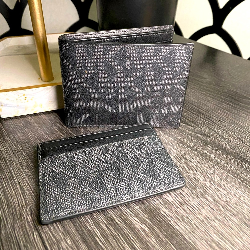 Michael Kors Men’s Wallet Billfold With Card Wallet